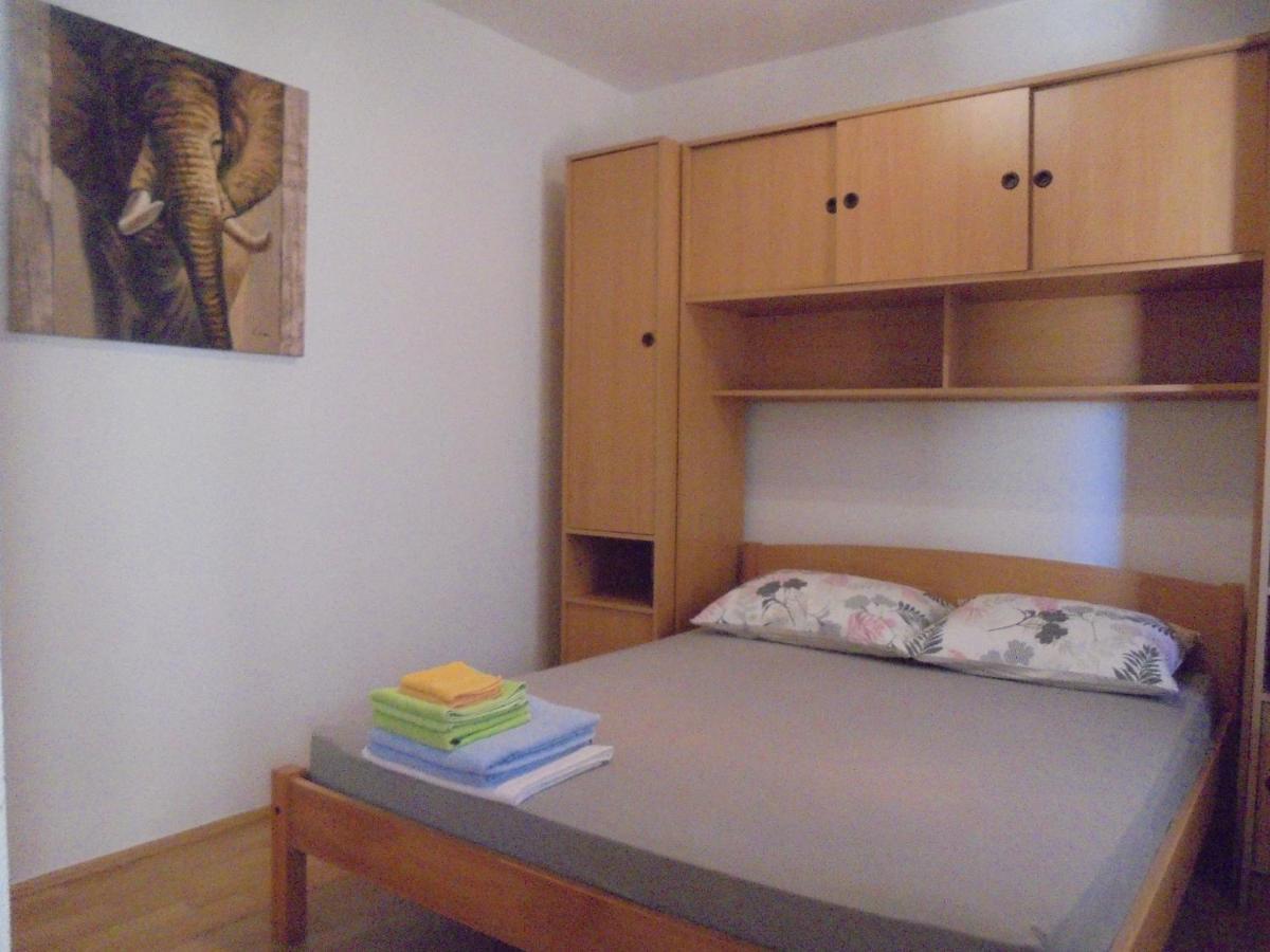 Appartement Coala à Senj  Extérieur photo