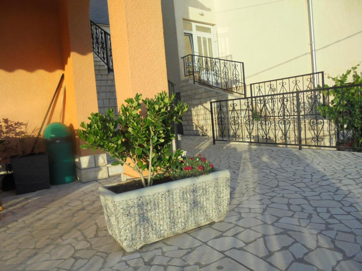 Appartement Coala à Senj  Extérieur photo