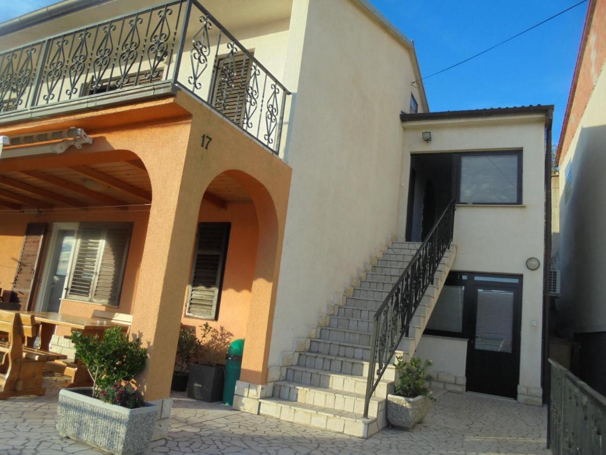Appartement Coala à Senj  Extérieur photo